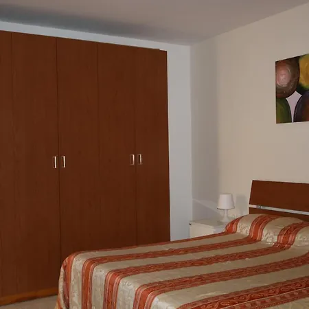 Seaview 2 Bedroom In Qawra * St. Paul's Bay